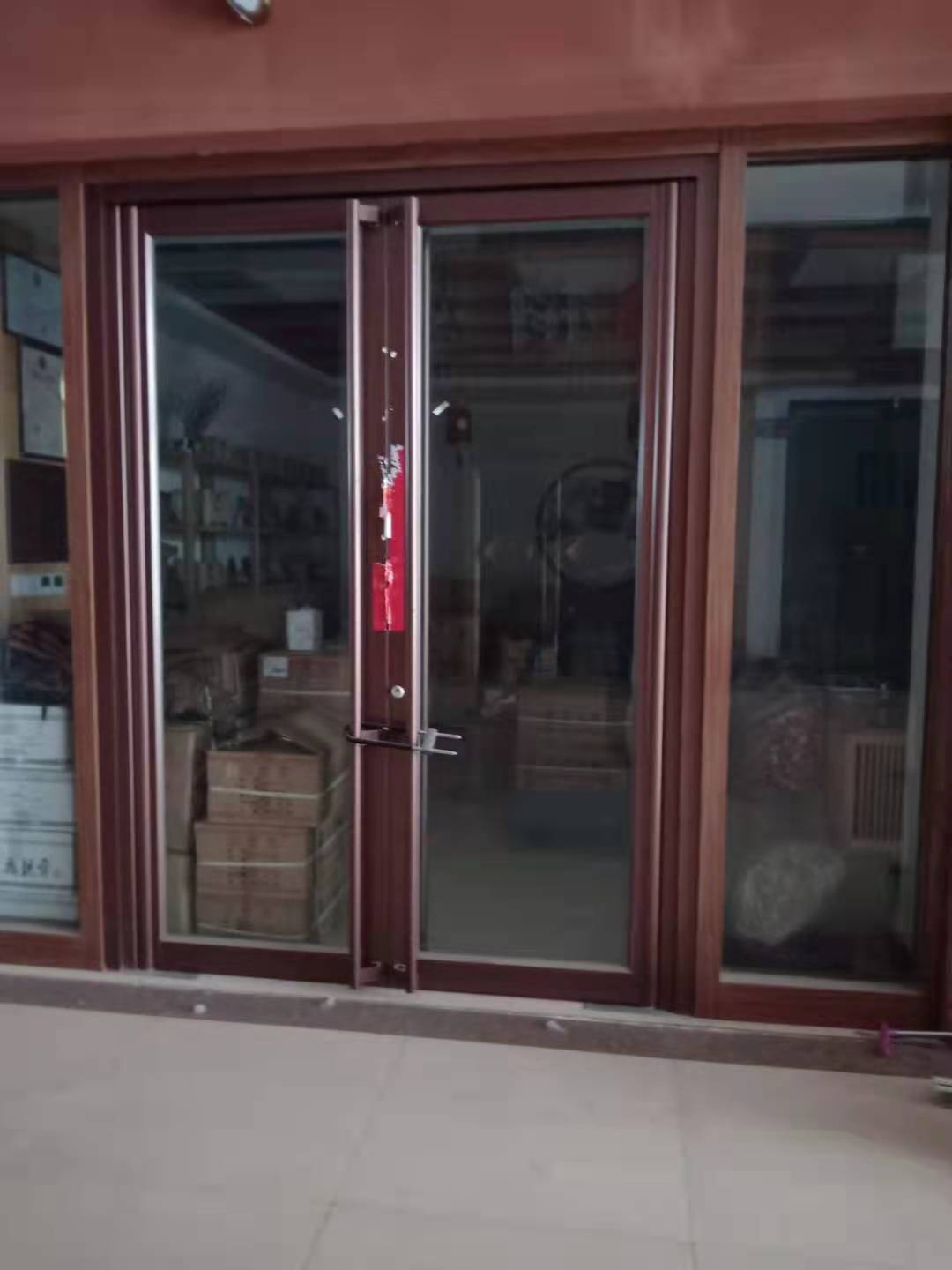 肯德基門配件選擇應(yīng)該注意什么？